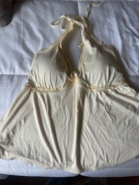 Klassy Network Cream Lace-Trim Halter Chemise